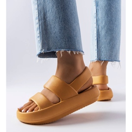 Sandalias marrones Salinas marrón 1 Sandalias marrones Salinas marrón 1