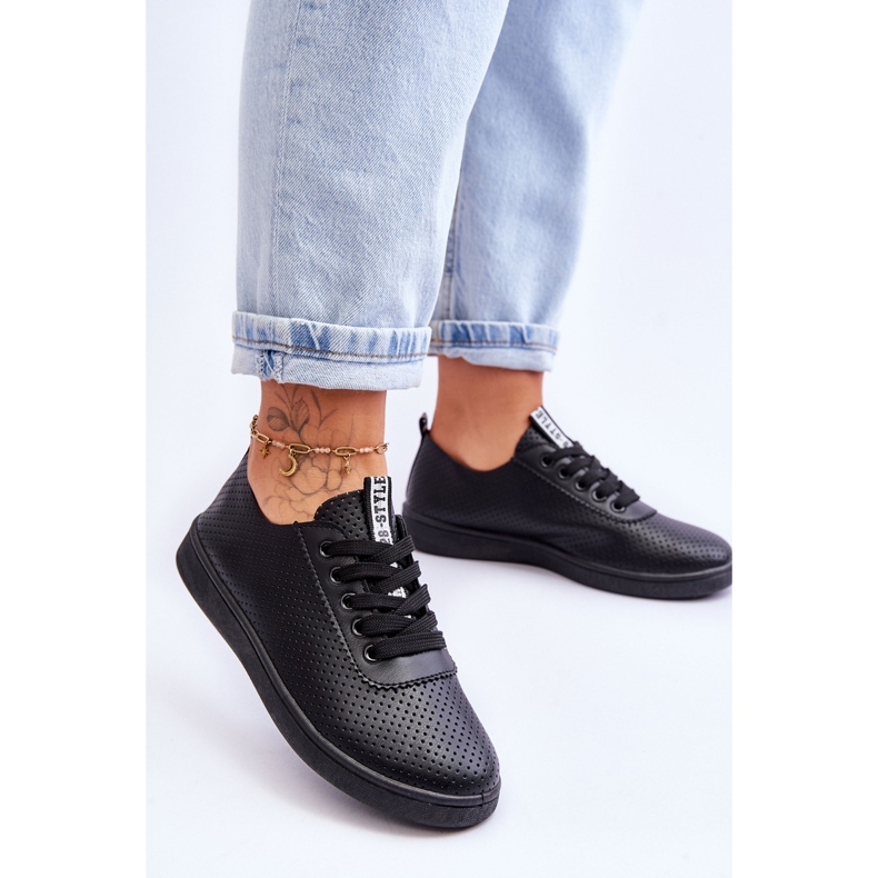 Sneakers Mujer Cordones Calados Negro Carinel blanco 2 Sneakers Mujer Cordones Calados Negro Carinel blanco 2