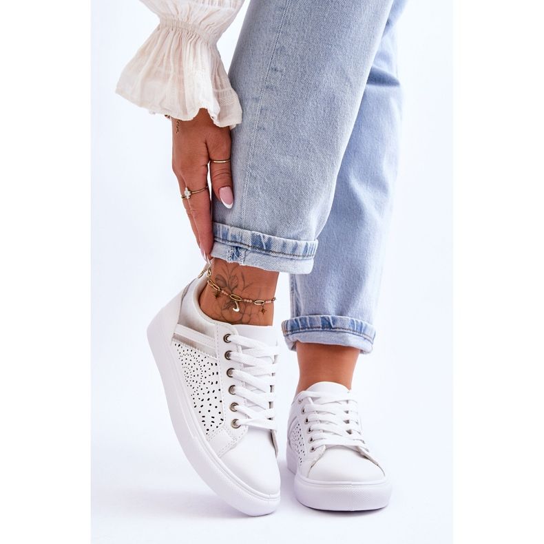 Zapatillas Deportivas Clásicas Con Patrón Calado Blanco Y Plata Happier 1 Zapatillas Deportivas Clásicas Con Patrón Calado Blanco Y Plata Happier 1