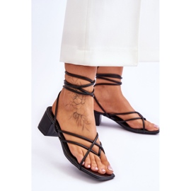 Sandalias Negras Atadas Tacones Altos Chanclas Amor Secreto negro 3