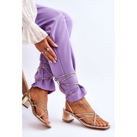 Sandalias Atadas Con Tacones Altos Dorados Secret Love 5