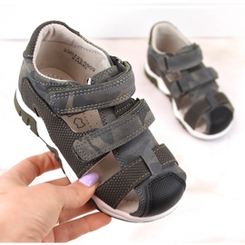 News Sandalias de verano con velcro para niño camo kaki Novedad 5909 verde 2