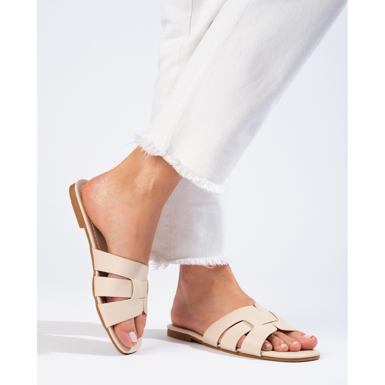 Babuchas clásicas de mujer Shelovet beige 1