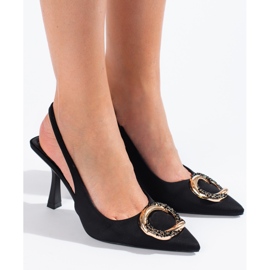 Zapatos de salón con tacón abierto en ante negros de Shelovet 2