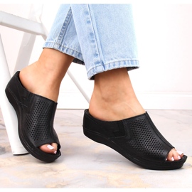 Sandalias cuña mujer en piel negra con elástico T.Sokolski L22-518 negro 1