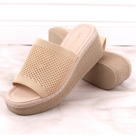 Babuchas mujer cuña beige T.Sokolski MU100 6