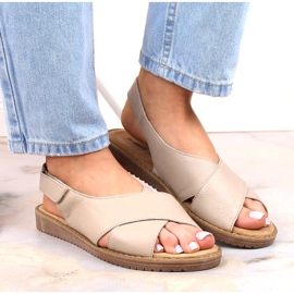 T.Sokolski Muya 422213 sandalias beige de piel con velcro 4