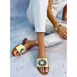 Seastar Chanclas de piedra de color verde Lowell amarillo 4