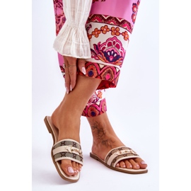 Tacones Planos Clásicos Beige Marlene 2