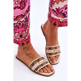 Tacones Planos Clásicos Beige Marlene 4
