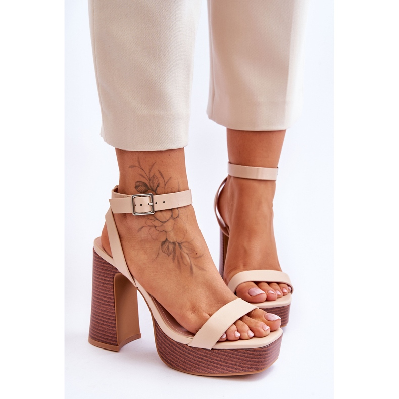 Sandalias De Cuero Con Plataforma Gruesa Beige Marina 1