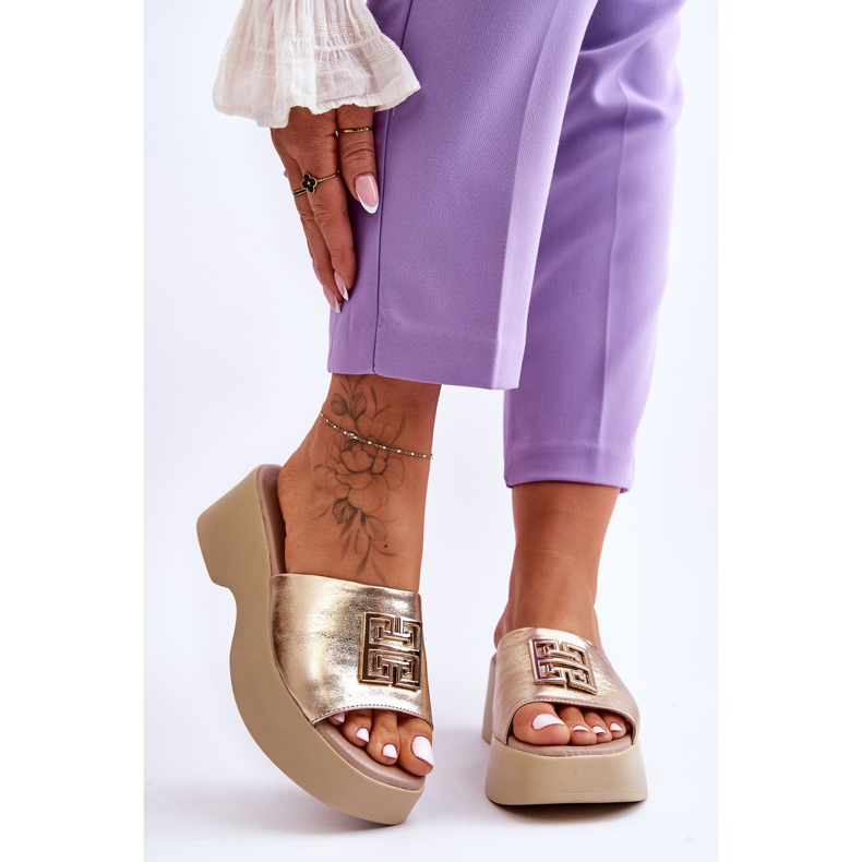 Lemar Pantuflas De Mujer De Piel Con Plataforma Y Adorno Renna Dorado 1