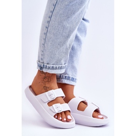 Pantuflas Mujer Espuma Con Rayas Blanco Sharmen 3