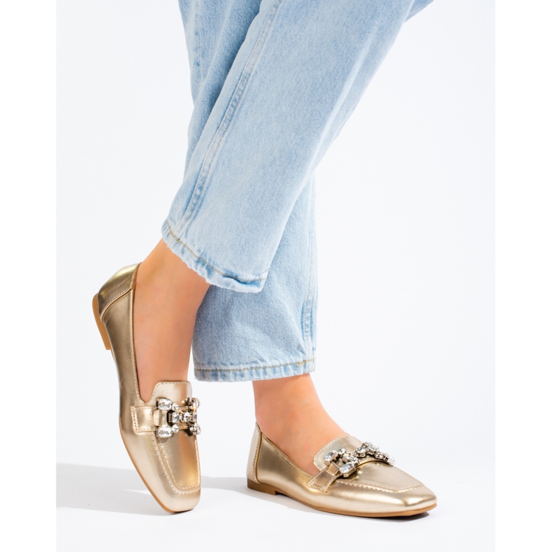 Mocasines de mujer dorados con adorno Shelovet 2
