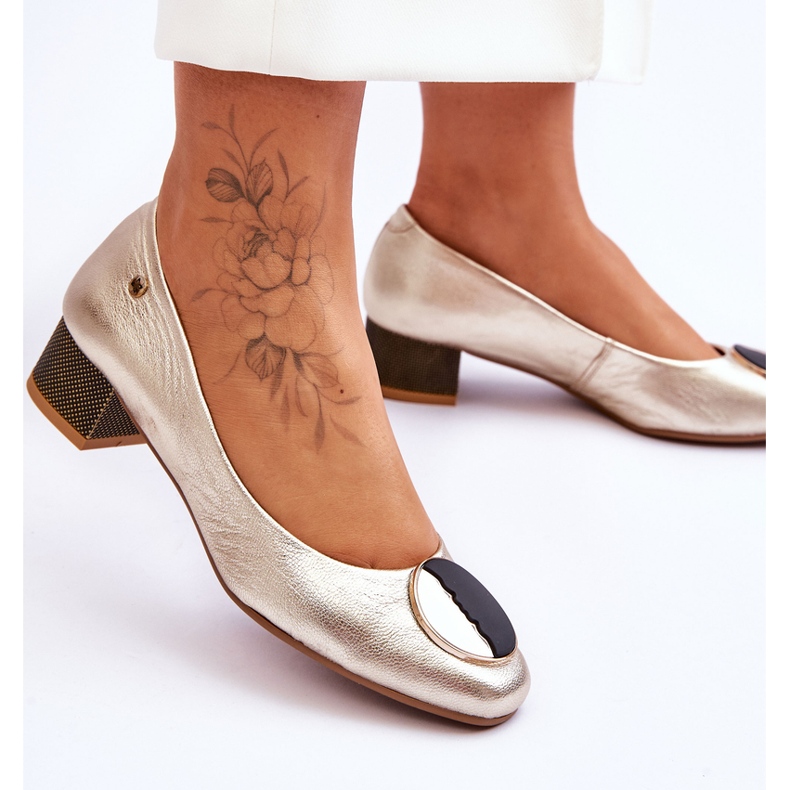 Zapatos De Tacón Bajo De Piel Maciejka 05960-25 Oro dorado 2
