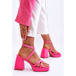 FS1 Moda Pink Secret Rose Tacones altos y sandalias de plataforma rosado 3