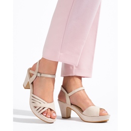 Sandalias de ante para mujer en un poste estable Shelovet beige 3