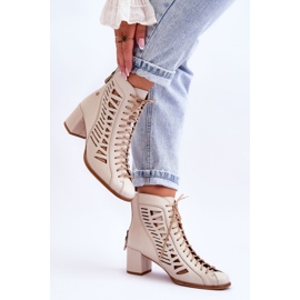 Botas de cuero caladas Maciejka 05508-22 Beige claro 3
