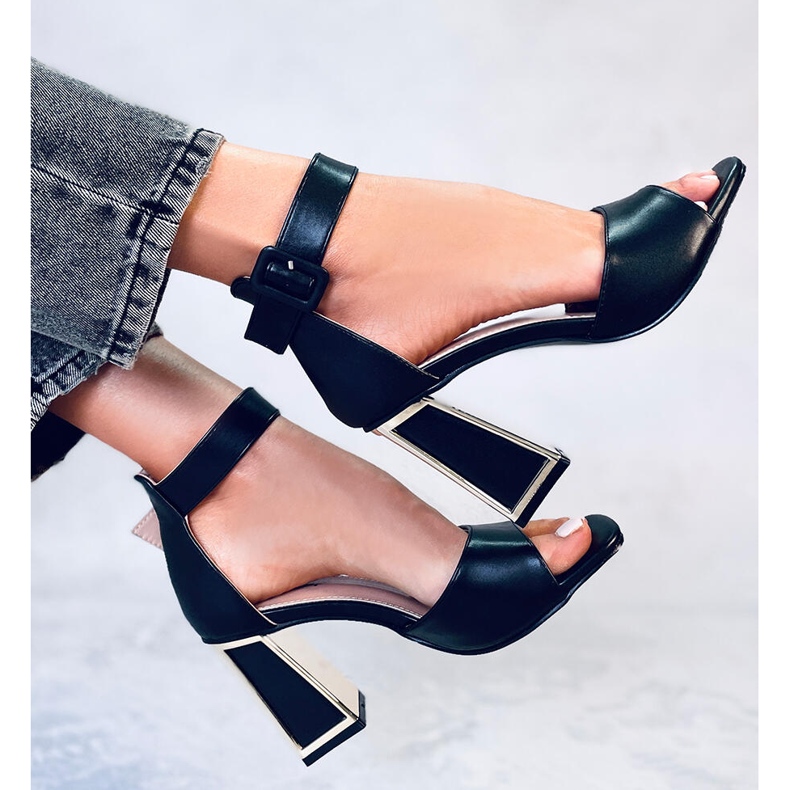 Tamara Sandalias negras tacón geométrico negro 1