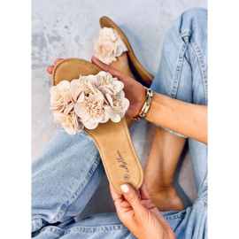 Pantuflas de flores Corey Beige 2