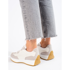 TRENDI Zapatos deportivos casuales en la plataforma beige blanco 1