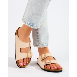 W. Potocki Babuchas Potocki barnizadas beige 1