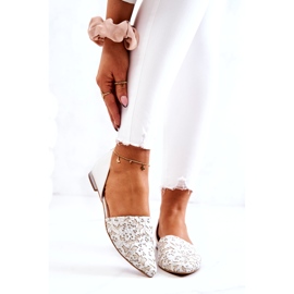 Bailarinas Elegantes de Piel Laura Messi 1110 Beige 1