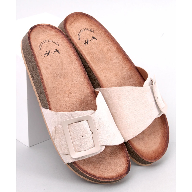 Sandalias Darke Beis con hebilla beige 1