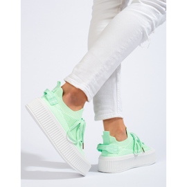Zapatillas con plataforma calada verde claro de Shelovet 1