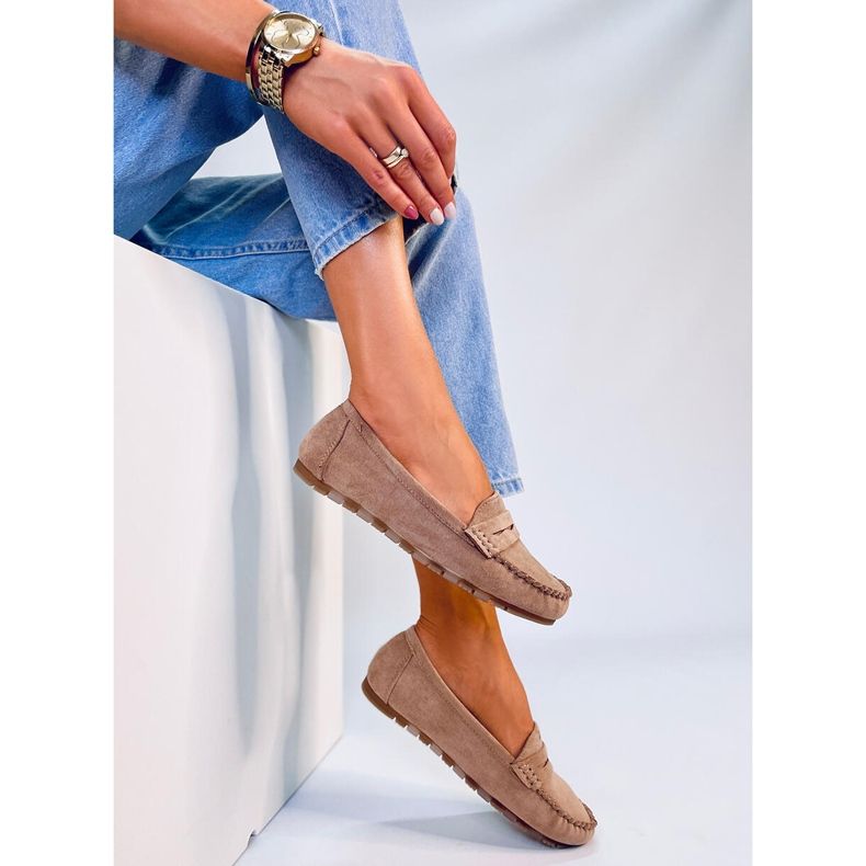 Mocasines mujer Anaya Kaki de ante beige 2