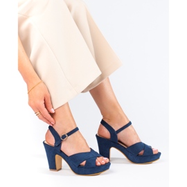 Sandalias de tacón azul marino de Shelovet 2