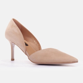 Marco Shoes Sutiles stilettos confeccionados en ante natural beige 1