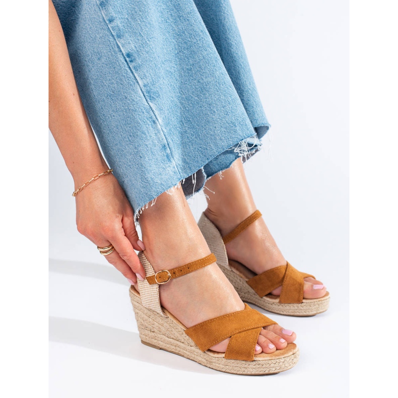 Sandalias mujer cuña alpargata marrón Shelovet 1