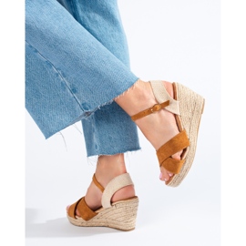 Sandalias mujer cuña alpargata marrón Shelovet 3