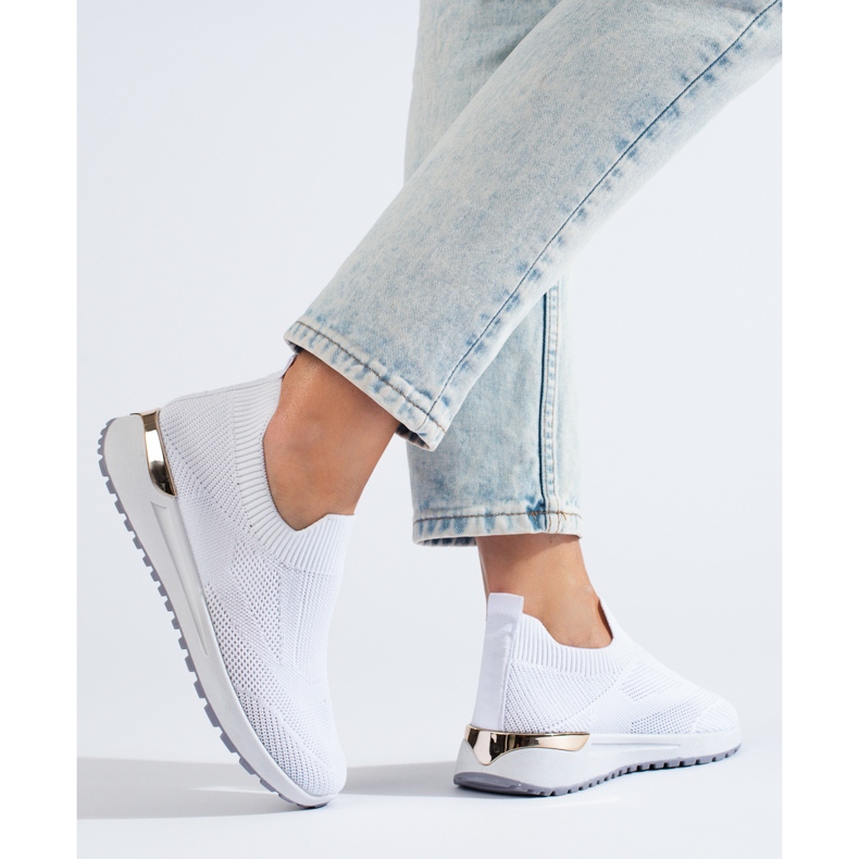 Zapatillas slip-on con cuña Shelovet en blanco 2